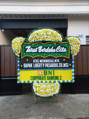 Papan Bunga Duka di Wangunsari